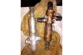 Продам краны УЭ24/1-1.  УЭ24/1-2